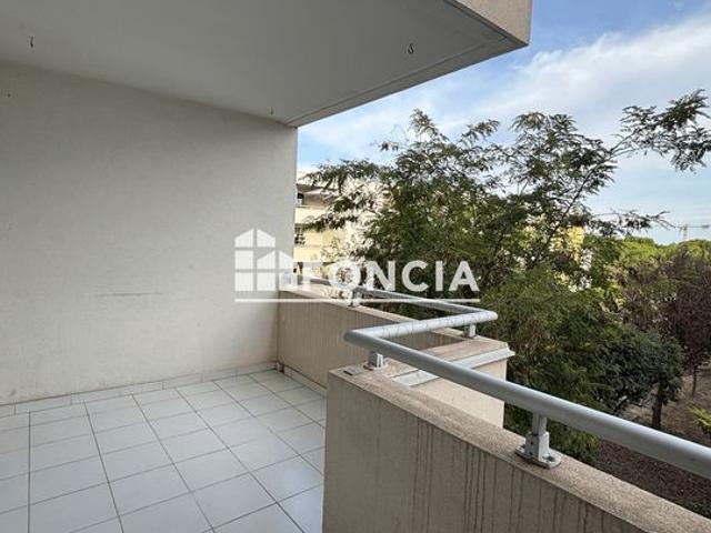 À vendre Appartement quatre pièces Pompignagne / Millénaire terrasse cave garage