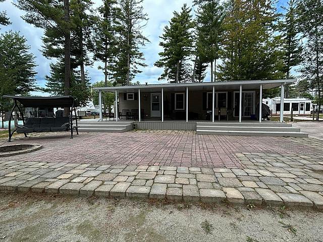 À Vendre Au Camping Lac Vert À Val des bois!