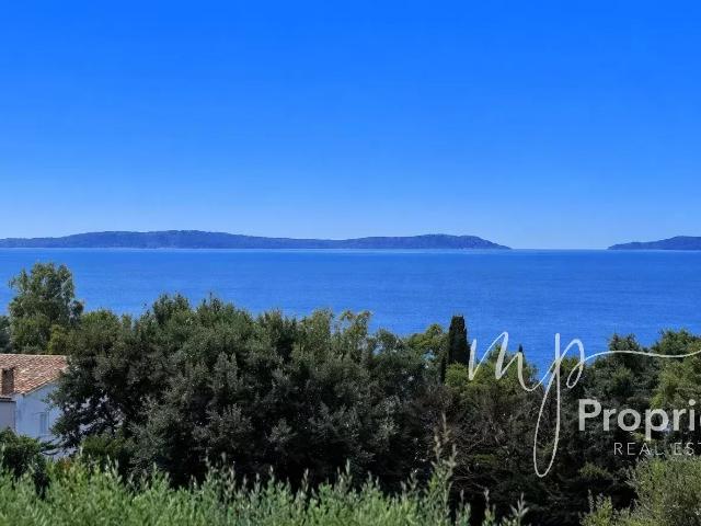 A vendre au Rayol Canadel sur Mer ensemble immobilier
