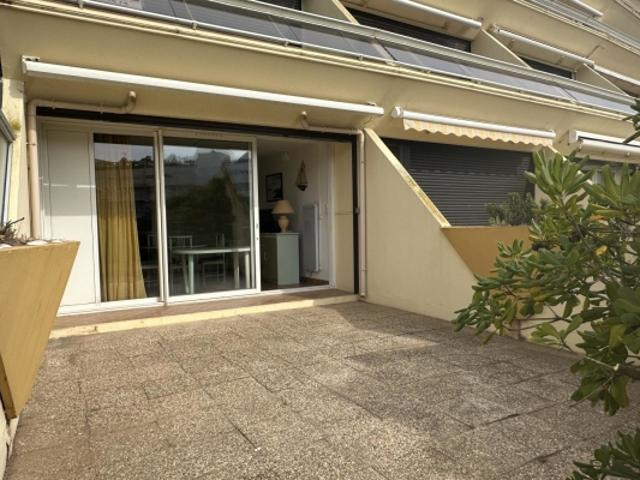 A VENDRE BEAU STUDIO EN REZ DE CHAUSSE CAMPS NATURISTE CAP D AGDE