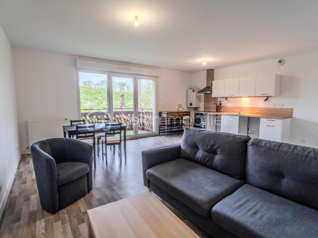 À vendre – Beau T3 lumineux de 64 m² avec balcon, sans vis à vis, 2 stationnements et rangement extérieur
