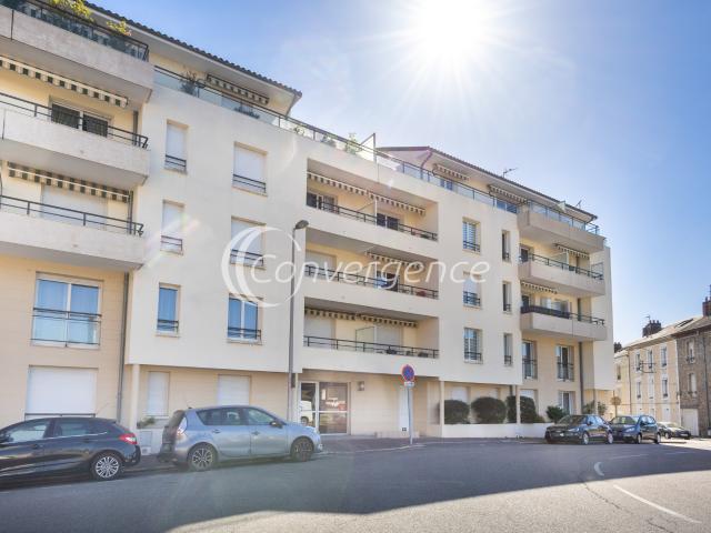 À vendre Bel appartement de 106 m2 à Limoges