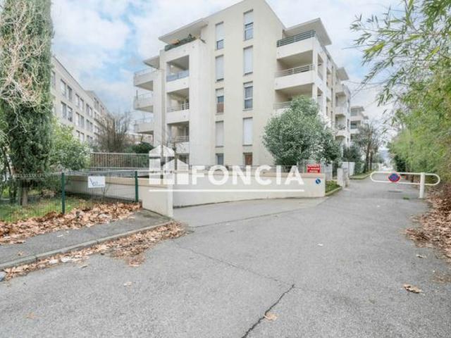 À Vendre – Bel Appartement T3 avec Terrasse, Stationnement et Piscine – Valence