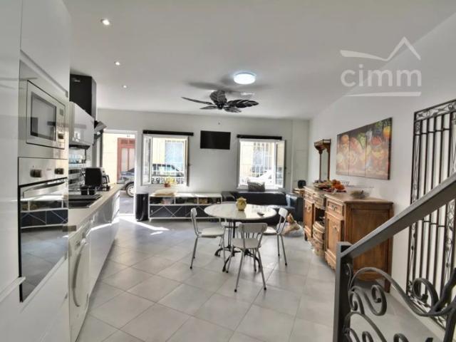 A VENDRE BELLE MAISON DE VILLAGE RENOVEE 4 PIECES PALAU DEL VIDRE 66690 PYRENEES ORIENTALES REGION OCCITANIE