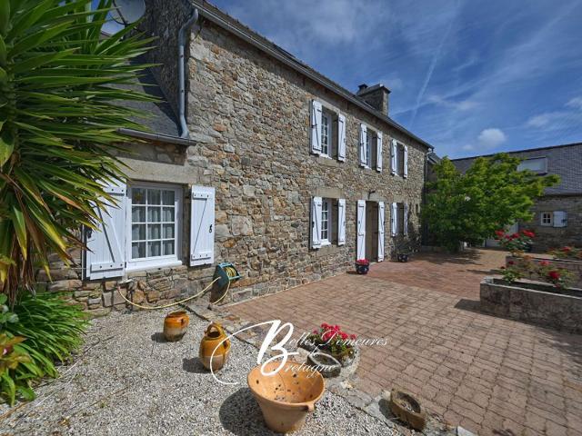 A vendre belle propriété avec piscine proche Paimpol 200m² Paimpol