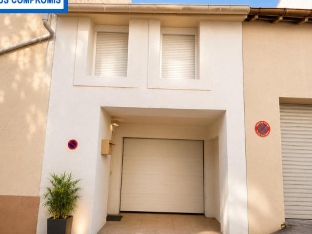 A VENDRE BEZIERS CENTRE MASON AVEC GARAGE
