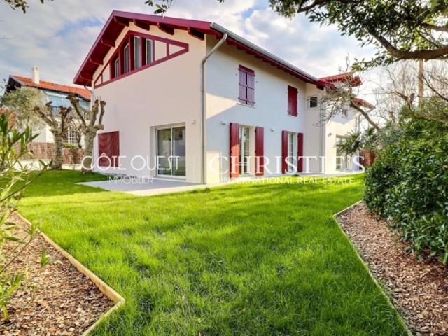 À VENDRE BIARRITZ BEAURIVAGE MAISON ENTIÈREMENT RÉNOVÉE