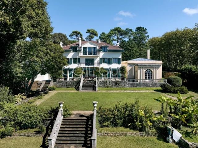 À VENDRE BIARRITZ PROPRIÉTÉ EXCEPTIONNELLE VUE MER