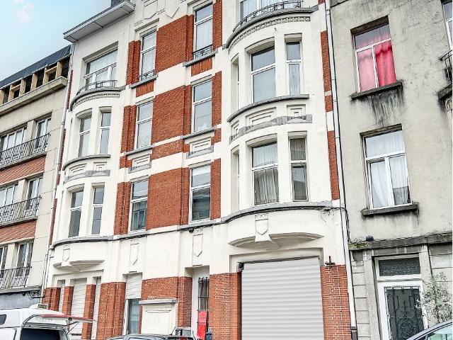 à vendre Bien divers Forest Rue du Croissant