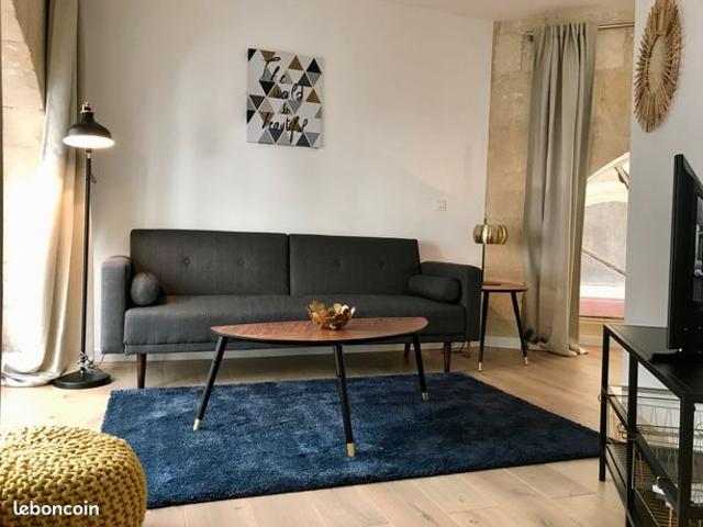 À vendre –Bordeaux T1 bis de 25 m² à Tourny hyper centre proche Grand Théâtre