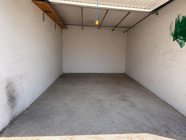 A vendre Box Garage en extérieur à Carros