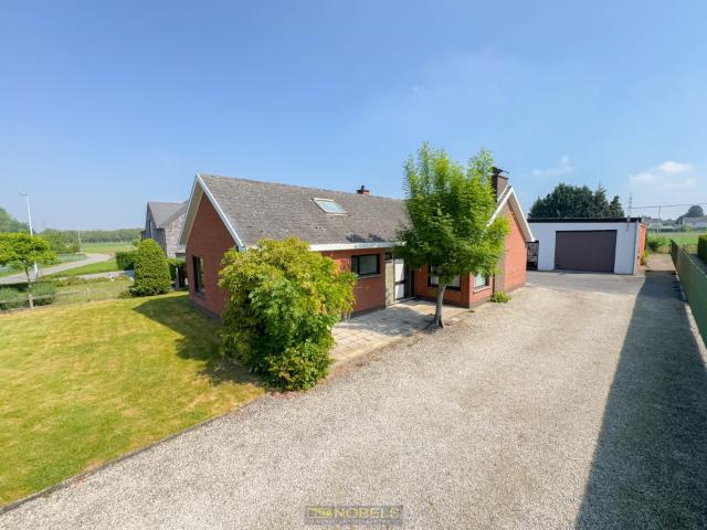 À vendre: bungalow au calme avec grand entrepôt à Audenarde
