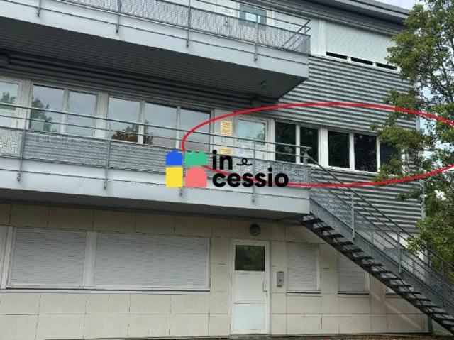 ? À VENDRE – BUREAUX / INVESTISSEMENT – LE MANS ZONE FR