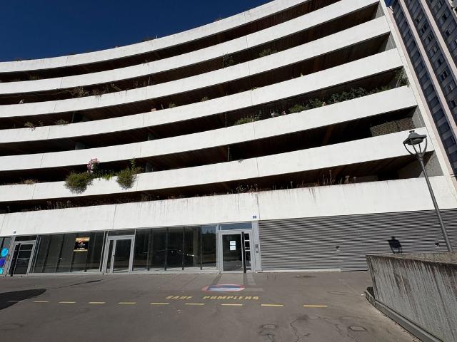 A vendre bureaux 675 m² à Tours quartier des Fontaines