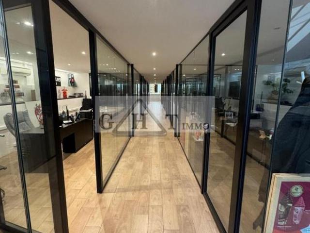 A VENDRE BUREAU JOINVILLE LE PONT