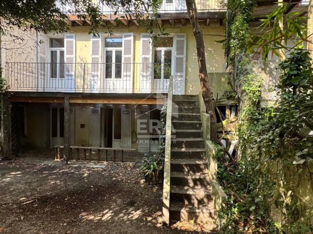 A vendre, centre ville de Perigueux 24000, belle maison bo. 170m² Périgueux