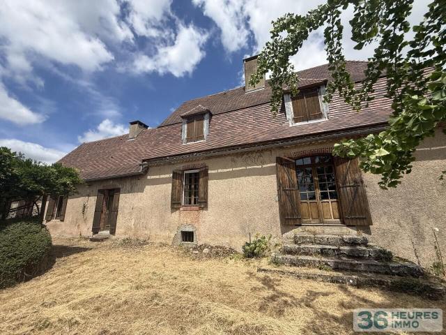 A vendre cette maison de caractère construite en 1840 et réh. 170m² Salagnac