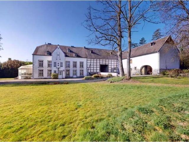 à vendre Château Durbuy Route de Durbuy