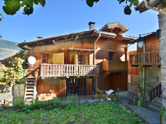 A vendre Chalet authenitque 4 chambres Courchevel