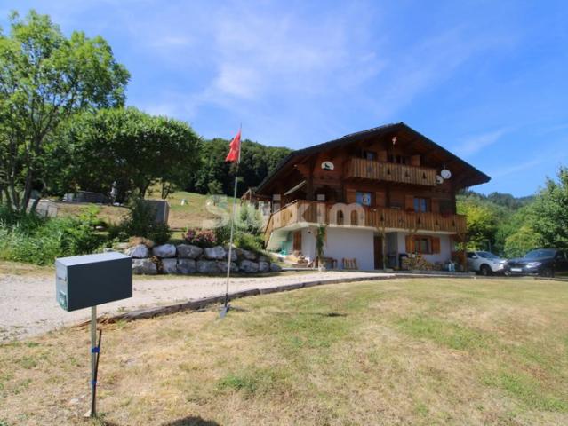 À vendre – Chalet en madriers 4 pièces avec terrasse panoramique – Habère Lullin Vallée Verte