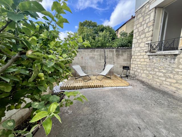 A VENDRE CHARMANT 2 Pces 25 M2 TERRASSE PRIVATIVE 30 M2