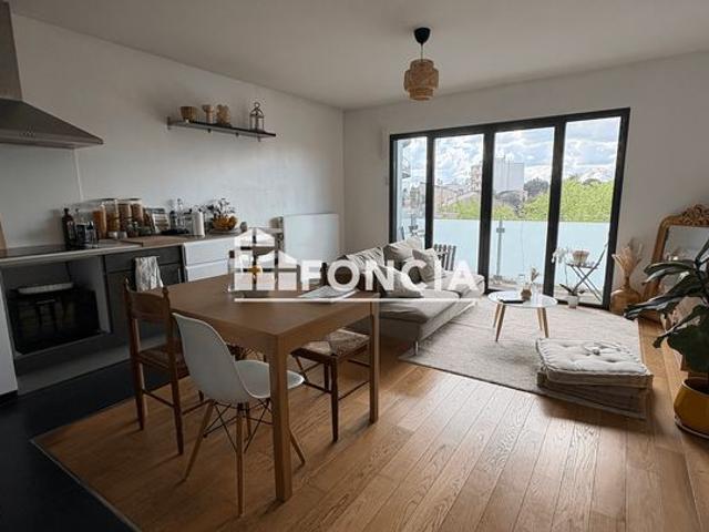 À VENDRE – Charmant T3 lumineux au dernier étage – Quartier Tivoli Parc Rivière