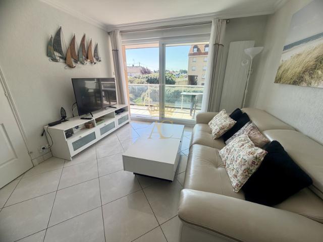 À vendre Charmant T2 cabine d'environ 40 m2 à Stella Plage