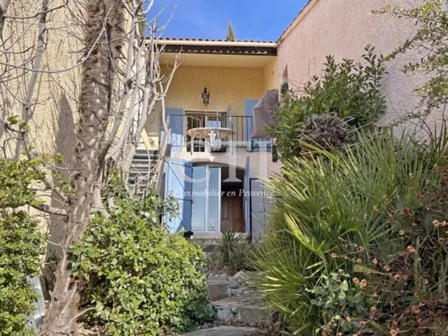 À Vendre: Charmant Bastidon de 70 m² avec Vue Imprenable sur le Mont Ventoux