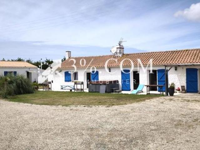 A vendre charmante longère avec vue sur le marais