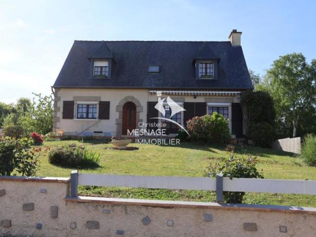 À vendre chez Christelle Mesnage Immobilier, au Sud de Dinan