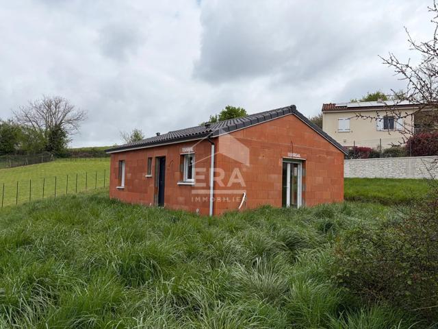 A Vendre, construction neuve à terminer selon vos envies à Atur