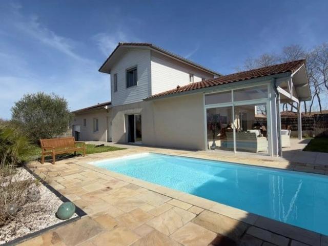 A VENDRE DAX MAISON 140 m², 4 ch + piscine
