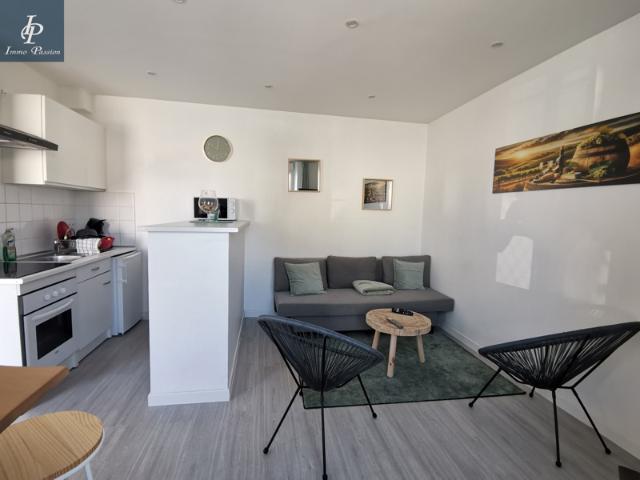 A VENDRE DIJON Maladière Lumineux T 2 meublé. Loué en Ai