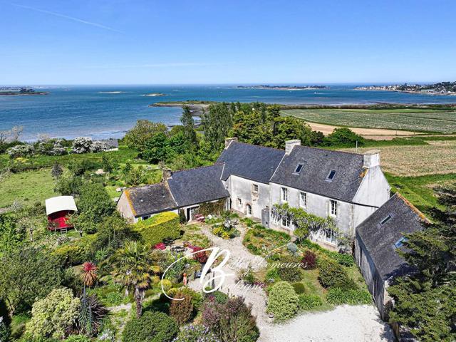 A vendre domaine de charme ouvert sur la baie, Finistère 137m² Carantec