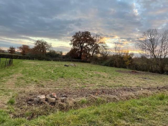 A vendre Domérat Terrain plat constructible de 1391 m2 Secteur prisé !