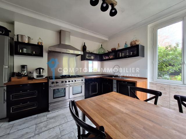 A Vendre Dpt 81 Maison centre village avec garage et grand t