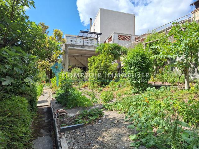 A vendre Dpt 81 Puylaurens Maison 4 chambres garage et jardi