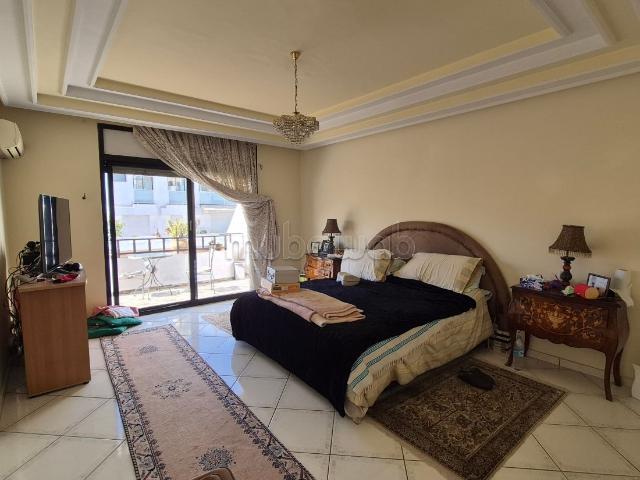 A vendre duplex 538m2 Racine