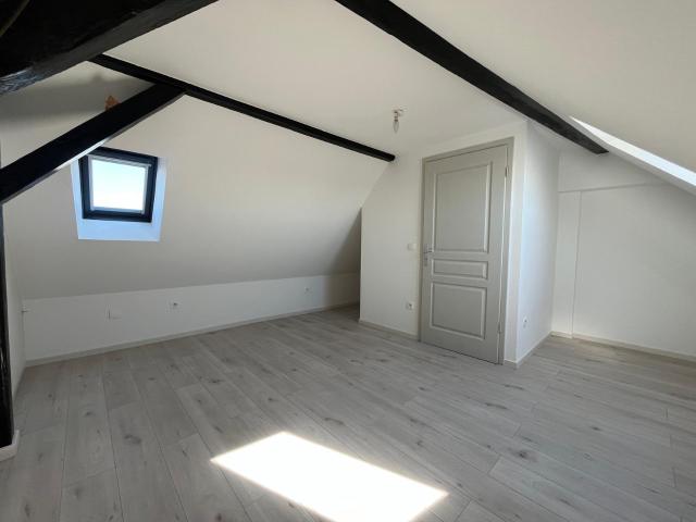 A VENDRE ! DUPLEX DE 3 PIÈCES AU COEUR DE KOENIGSHOFFEN