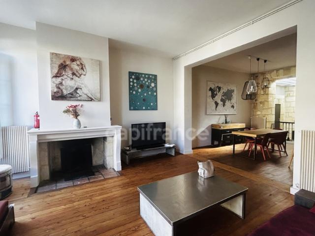Bordeaux rue Bouffard À VENDRE – Duplex T3 avec Terrasse – Cœur Historique de Bordeaux