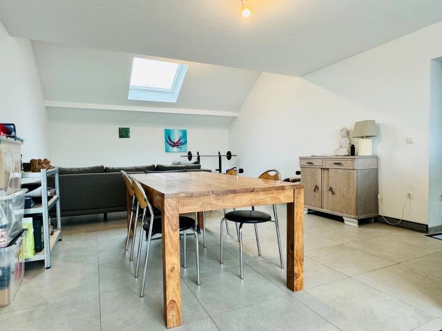 à vendre Duplex Thy le Bauduin rue du village
