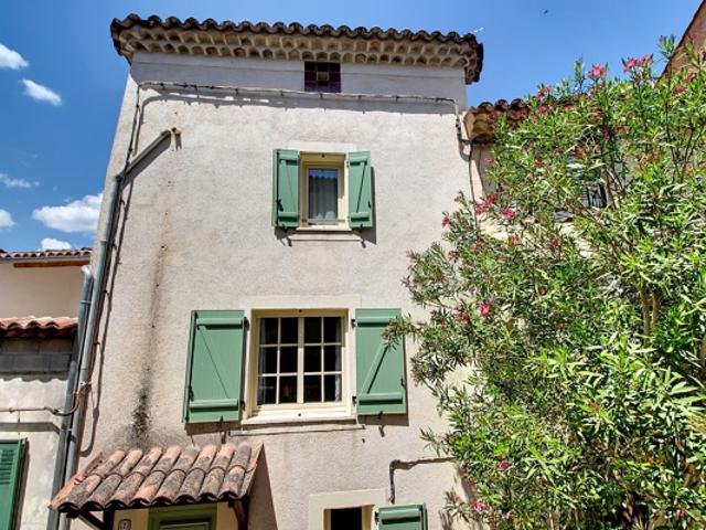 A VENDRE EN EXCLUSITIVE ! Maison de village Entrecasteaux 3 pièces 80 m2 + terrasse