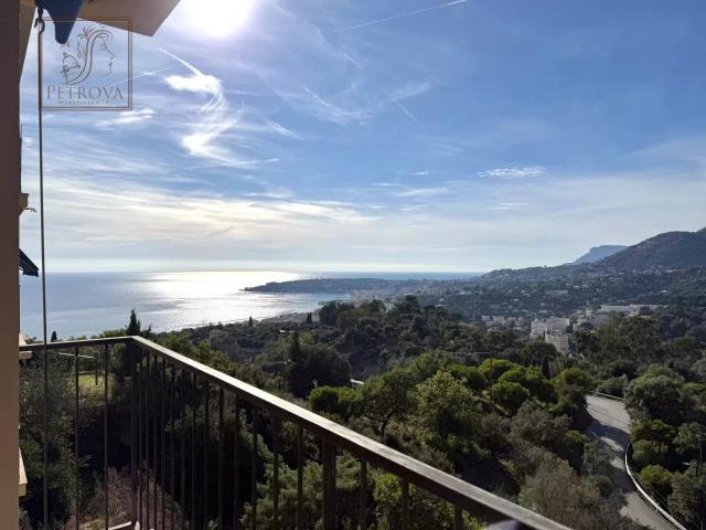 A Vendre En Exclusivite 3/4 Pieces Vue Mer Terrasse Ment. 80m² Menton
