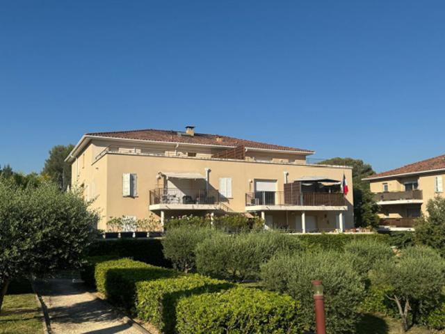 A vendre en exclusivité un ppartement de 4 pièces à vendre à Marseille Quartier CHATEAU GOMBERT