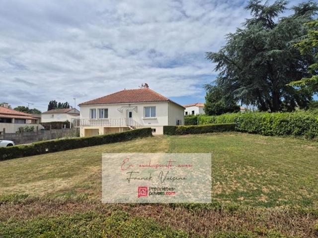 A VENDRE en Exclusivité à Saint Prouant, maison de 93 m2 avec 3 chambres sur une parcelle de 1090 m2