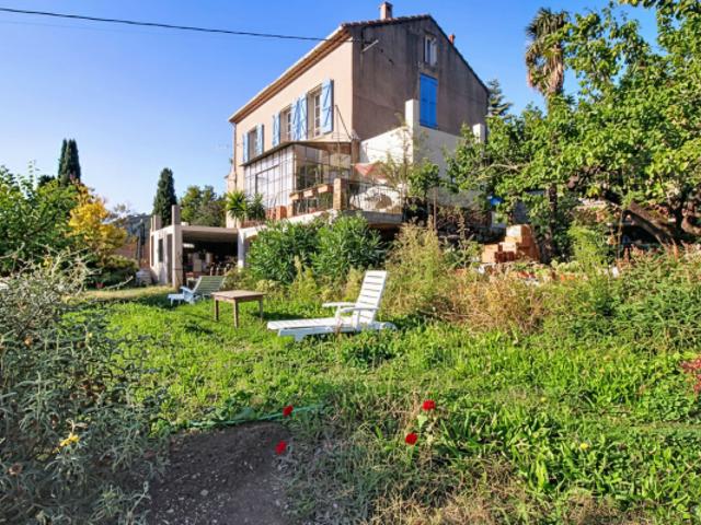 À VENDRE EN EXCLUSIVITÉ BARGEMON Maison de ville 240 m² sur 960 m² de terrain