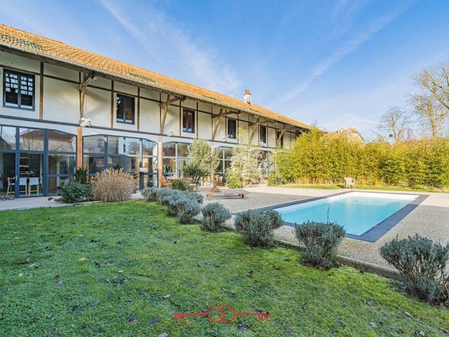 A VENDRE EN EXCLUSIVITE LONGERE AVEC PISCINE