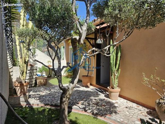 À vendre en exclusivité Maison lumineuse 3P + 2 pièces avec terrasses, jardin, vue dégagée sur Drap et stationnement