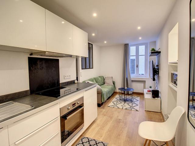 A VENDRE EN EXCLUSIVITÉ ! Studio Trans En Provence 28 m²
