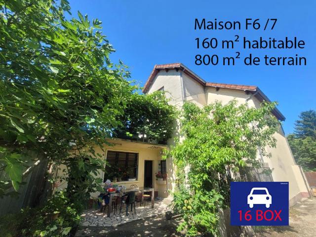 A vendre: Ensemble immobilier Maison + 16 box Gargres Les Gonesse